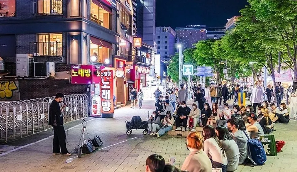 Hongdae Station, Exit 2 Apartamento Seul